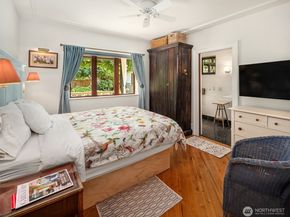 20405 Chautauqua Beach Road SW, Vashon WA 98070