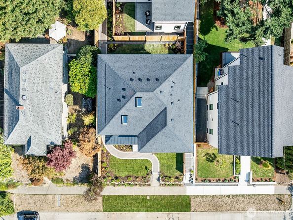 3642 and 3644 33rd Avenue W, Seattle WA 98199