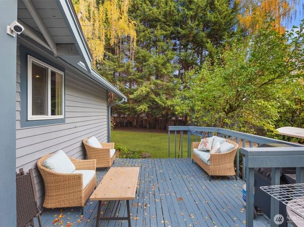 2605 NE 5th Court, Renton WA 98056