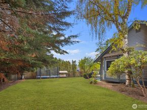 2605 NE 5th Court, Renton WA 98056