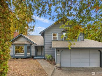 2605 NE 5th Court