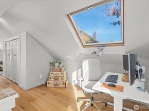 206 25th Avenue S, Seattle WA 98144