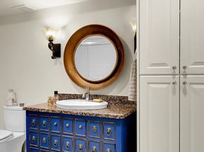 3200 W Commodore Way 207, Seattle WA 98199
