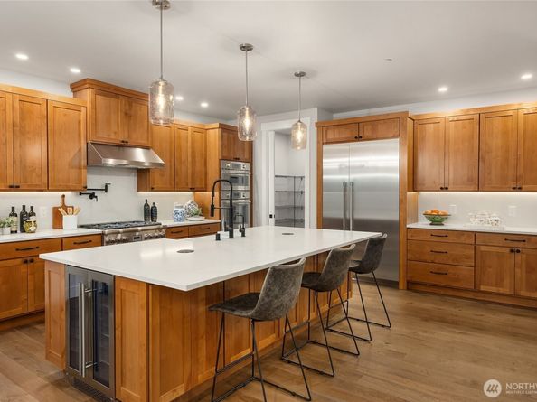 7535 NE West Port Madison Road, Bainbridge Island WA 98110