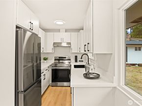 7702 202nd Place SW, Edmonds WA 98026
