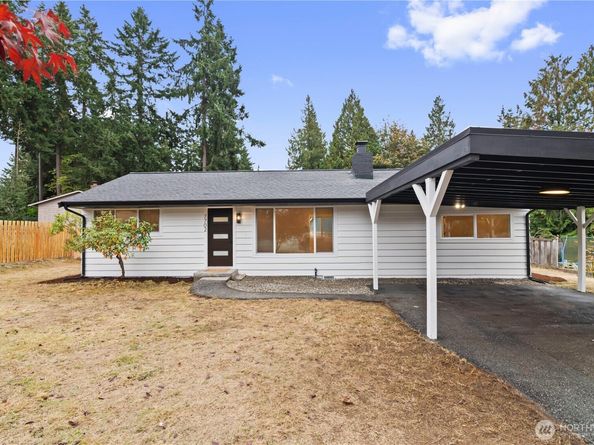 7702 202nd Place SW, Edmonds WA 98026