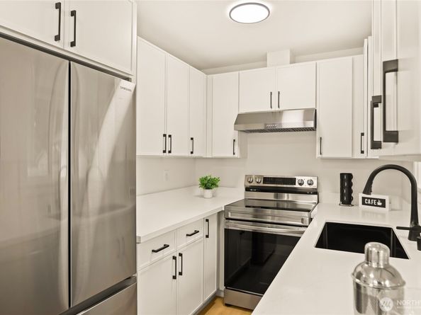 7702 202nd Place SW, Edmonds WA 98026