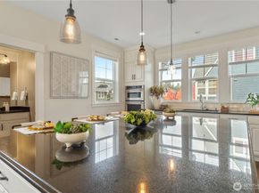 4524 186th PL SE Unit B, Bothell WA 98012