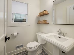 4402 Letitia Avenue S, Seattle WA 98118