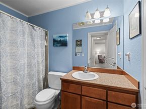 750 N 143rd Street 314, Seattle WA 98133