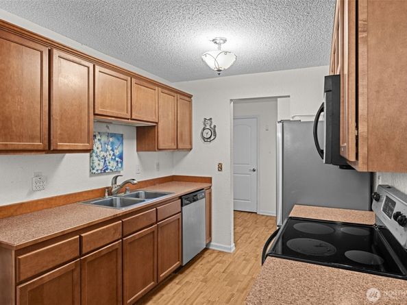 750 N 143rd Street 314, Seattle WA 98133