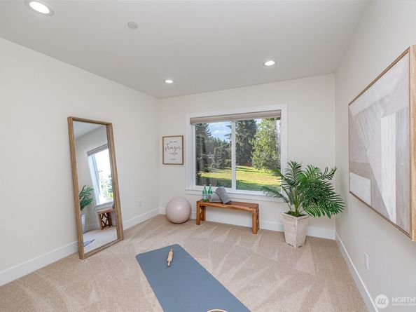 14820 NE 70th Court, Redmond WA 98052