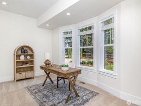 14820 NE 70th Court, Redmond WA 98052