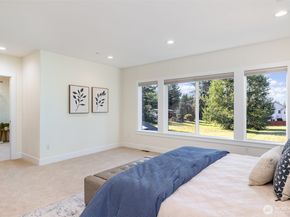 14820 NE 70th Court, Redmond WA 98052