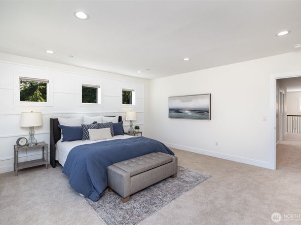 14820 NE 70th Court, Redmond WA 98052