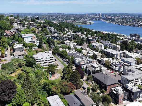 1231 5th Avenue N 101, Seattle WA 98109