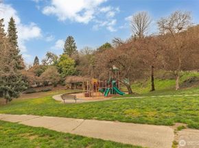 1231 5th Avenue N 101, Seattle WA 98109