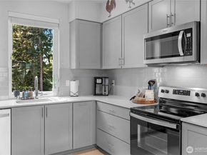 2007 101st Avenue SE 3, Lake Stevens WA 98258