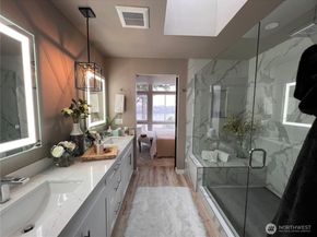 1149 Wheaton Way, Bremerton WA 98310