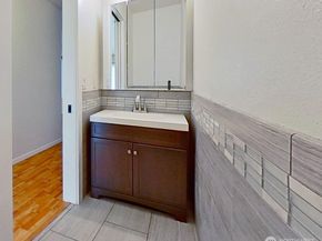 3935 NW Fairway Lane 2E, Bremerton WA 98312