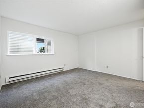 4404 146th Place NE N16, Bellevue WA 98007