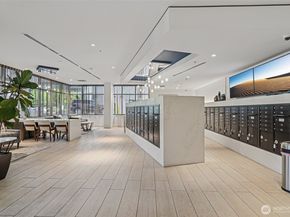1085 103rd Avenue NE 114, Bellevue WA 98004