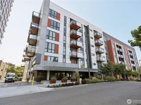 1085 103rd Avenue NE 114, Bellevue WA 98004