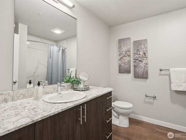 1085 103rd Avenue NE 114, Bellevue WA 98004