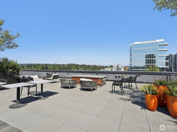 1085 103rd Avenue NE 114, Bellevue WA 98004