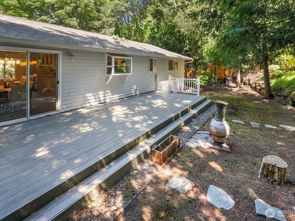 19514 35th Avenue NE, Lake Forest Park WA 98155