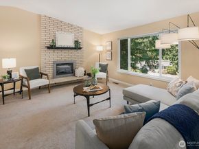 19514 35th Avenue NE, Lake Forest Park WA 98155