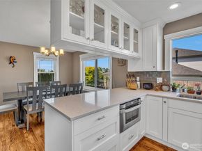 9124 44th Avenue W, Mukilteo WA 98275