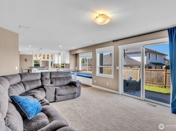 9124 44th Avenue W, Mukilteo WA 98275