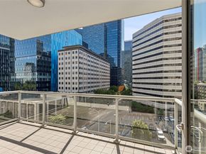 588 Bell Street 606S, Seattle WA 98121