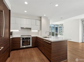 588 Bell Street 606S, Seattle WA 98121
