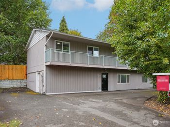 2305 S 116th Place