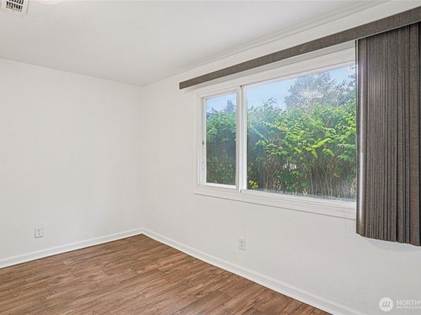 2305 S 116th Place, Burien WA 98168