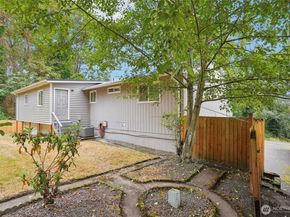 2305 S 116th Place, Burien WA 98168