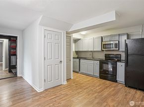 2305 S 116th Place, Burien WA 98168