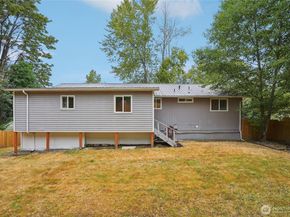 2305 S 116th Place, Burien WA 98168