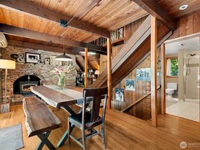 25832 SE 152 Street, Issaquah WA 98027