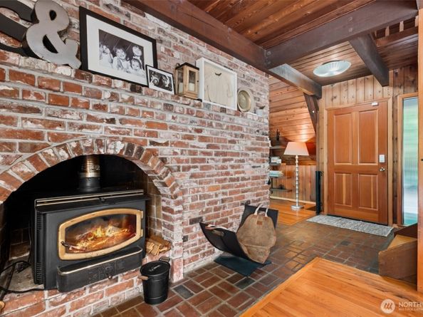 25832 SE 152 Street, Issaquah WA 98027