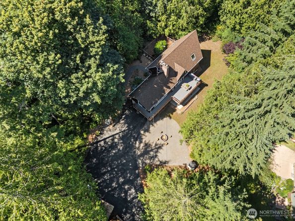 25832 SE 152 Street, Issaquah WA 98027