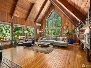 25832 SE 152 Street, Issaquah WA 98027