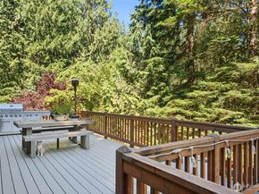 25832 SE 152 Street, Issaquah WA 98027