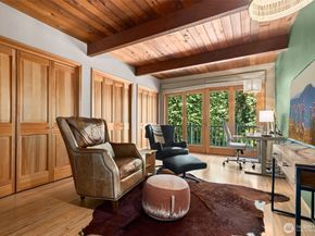 25832 SE 152 Street, Issaquah WA 98027