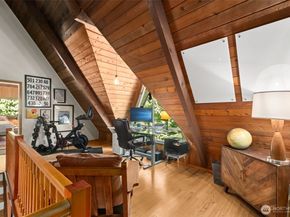 25832 SE 152 Street, Issaquah WA 98027