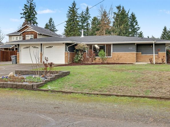 2200 NE 12th, Renton WA 98056