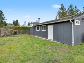 2200 NE 12th, Renton WA 98056