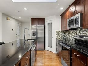 2200 NE 12th, Renton WA 98056